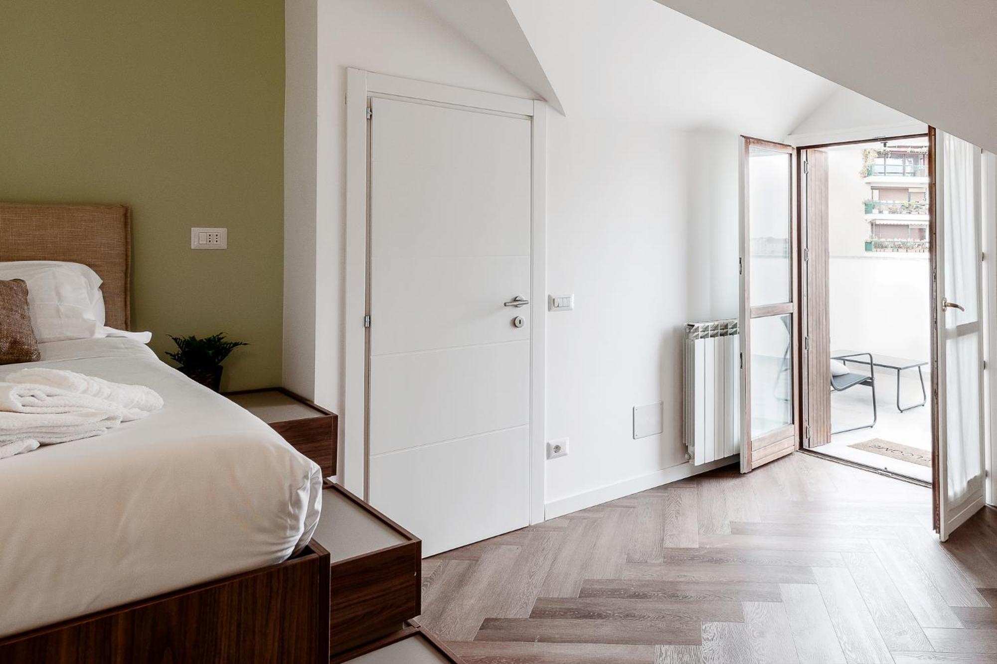 Appartement Stayeasy Argelati40 - Penthouse With 2 Bedrooms, 2 Bathrooms And Terrace - Navigli