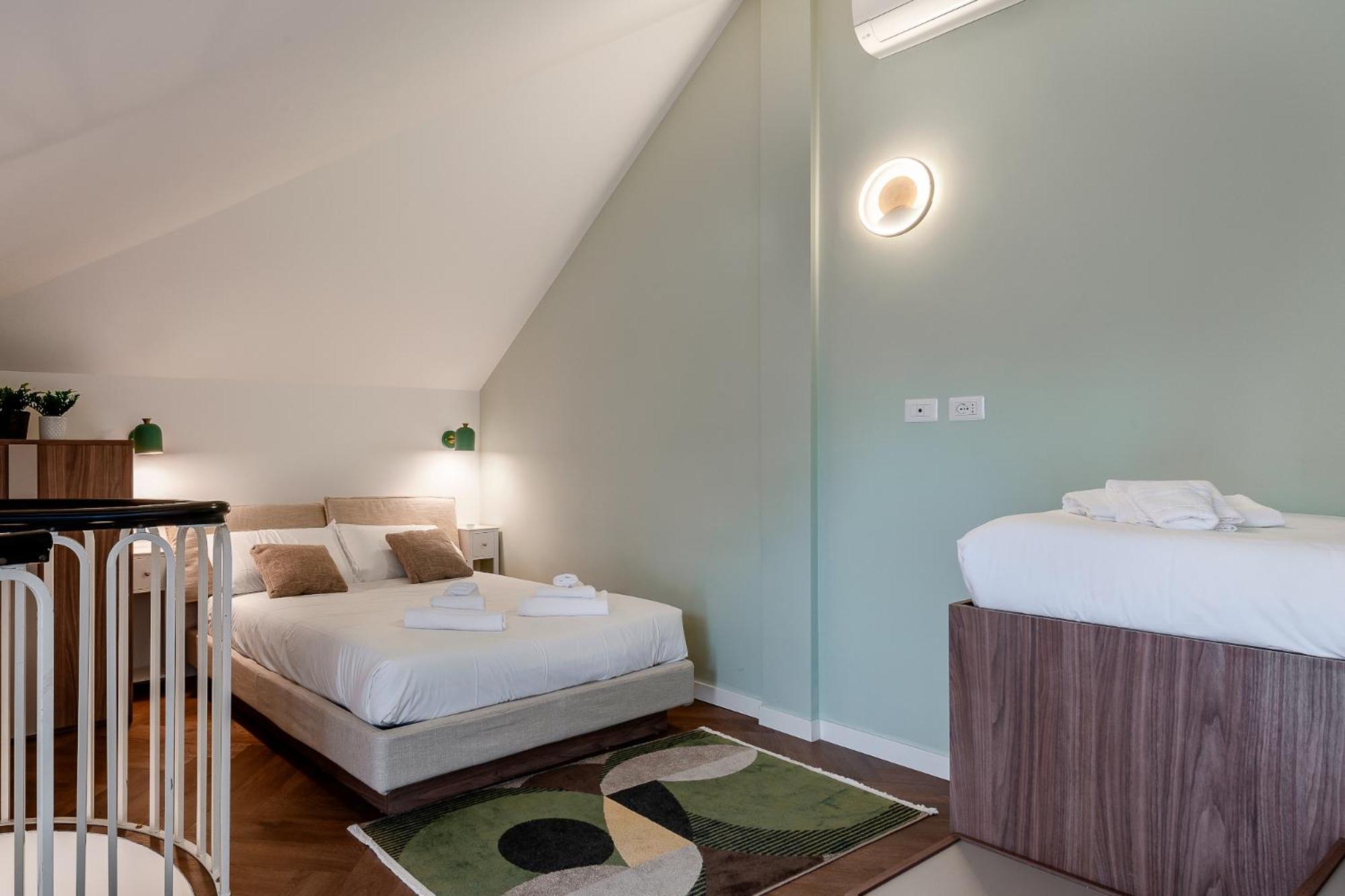 Appartement Stayeasy Argelati40 - Penthouse With 2 Bedrooms, 2 Bathrooms And Terrace - Navigli *